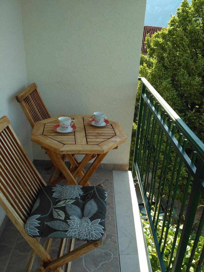 Apartmani Villa Radovic Risan Buitenkant foto