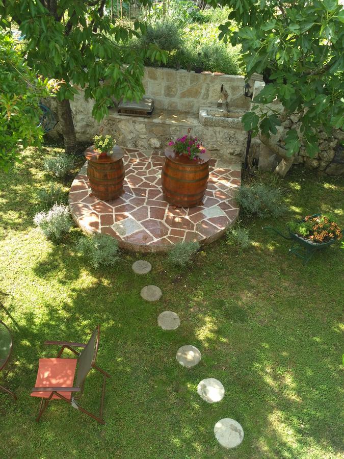 Apartmani Villa Radovic Risan Buitenkant foto